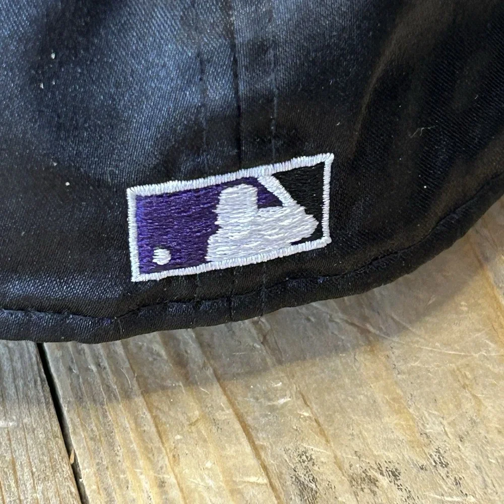 New Era Fresh Rags Tampa Bay Devil Rays Satin 59FIFTY Fitted Hat 7 3/4 Black Pin